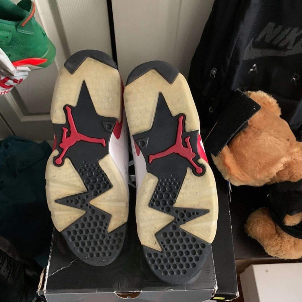 Chicago 6s - Picture 2 of 2